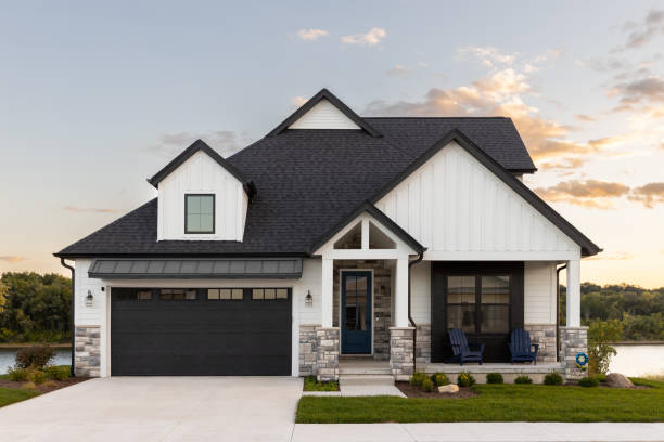 Best Roof Leak Repair  in North Lindenhurst, NY